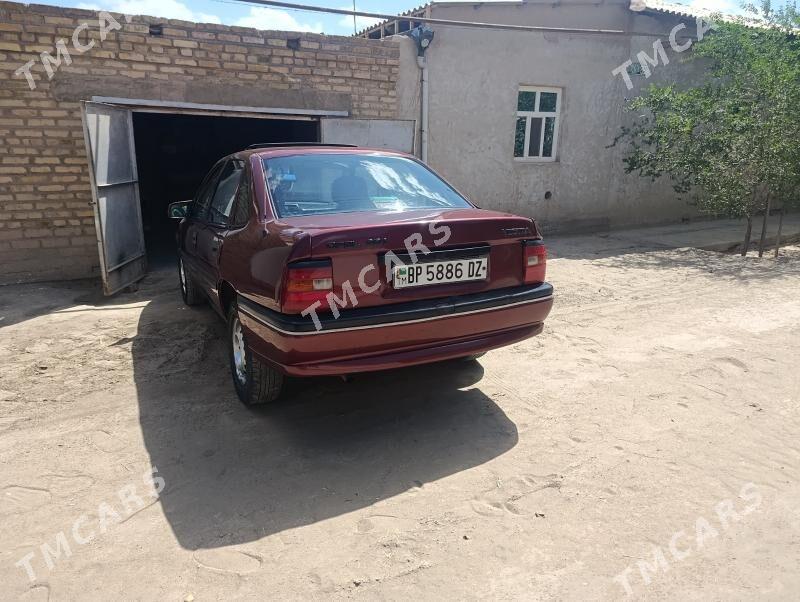 Opel Vectra 1994 - 40 000 TMT - Болдумсаз - img 4