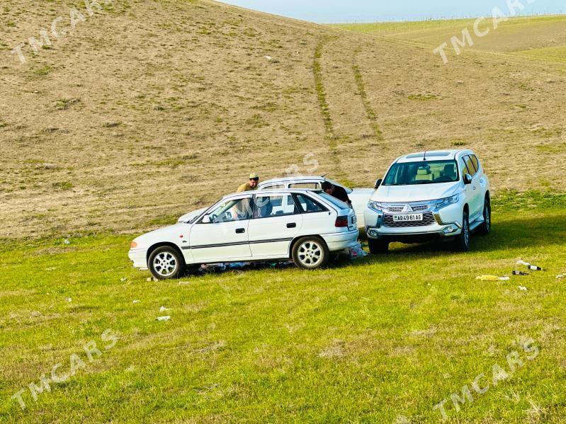 Opel Astra 1993 - 45 000 TMT - Büzmeýin - img 6