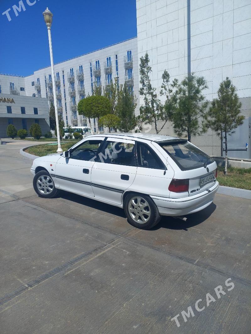 Opel Astra 1993 - 45 000 TMT - Büzmeýin - img 5
