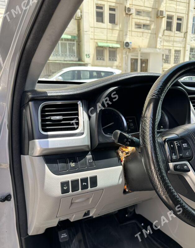 Toyota Highlander 2016 - 374 000 TMT - Aşgabat - img 4