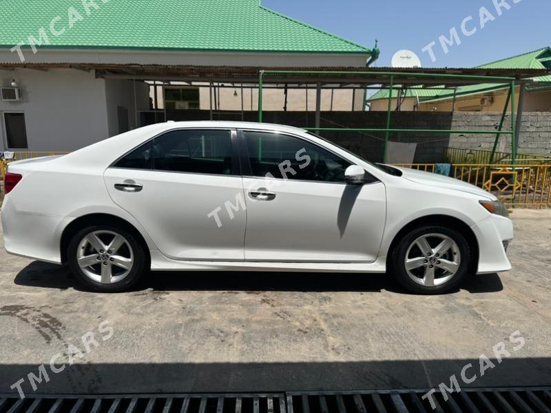 Toyota Camry 2012 - 215 000 TMT - 15-nji tapgyr - img 4