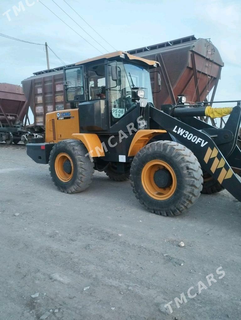 XCMG LW300F 2022 - 500 000 TMT - Mary - img 2