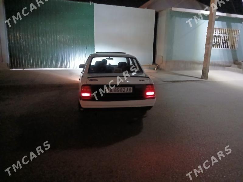 Opel Vectra 1992 - 34 000 TMT - Kaka - img 8