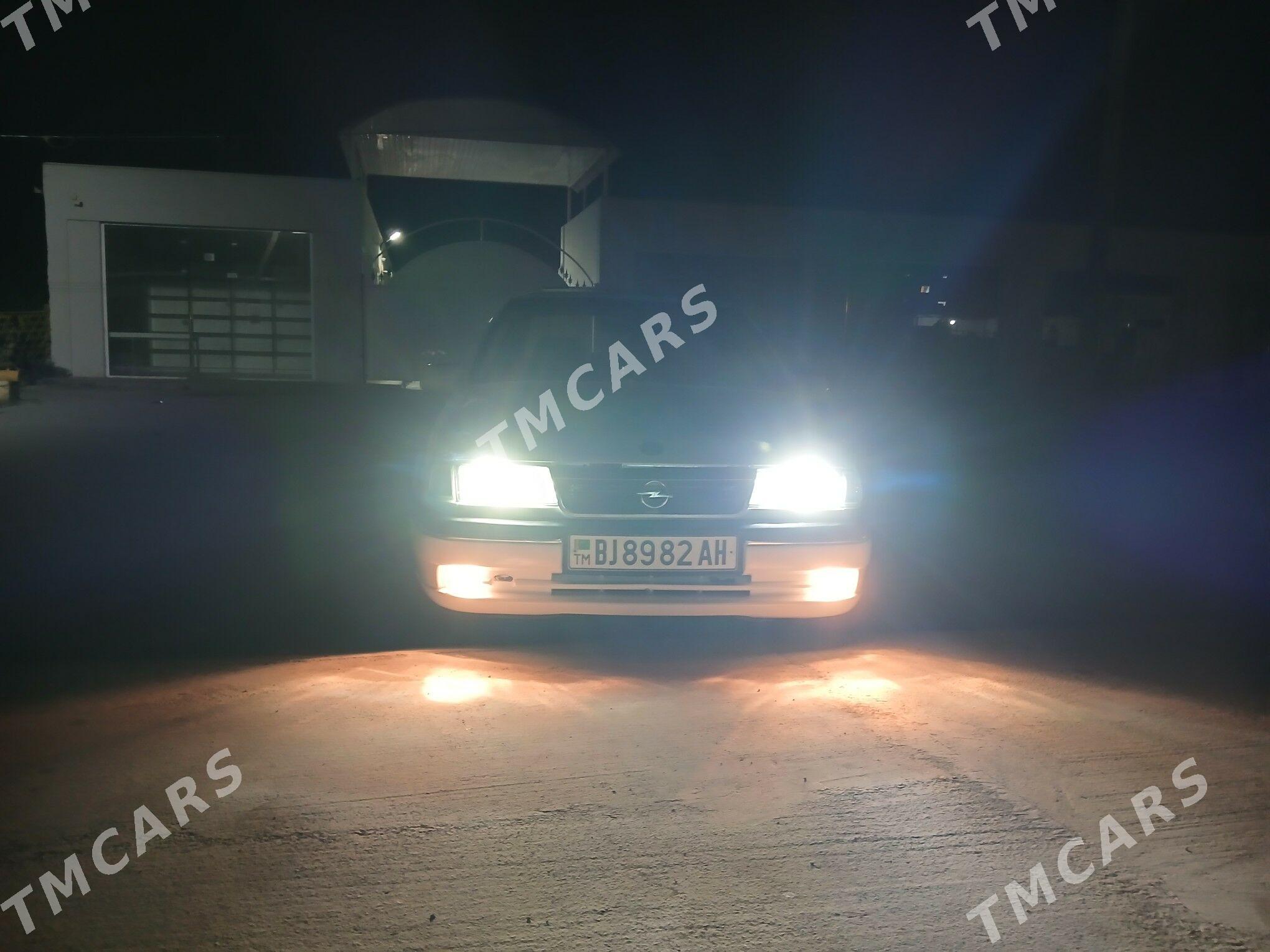 Opel Vectra 1992 - 34 000 TMT - Kaka - img 5