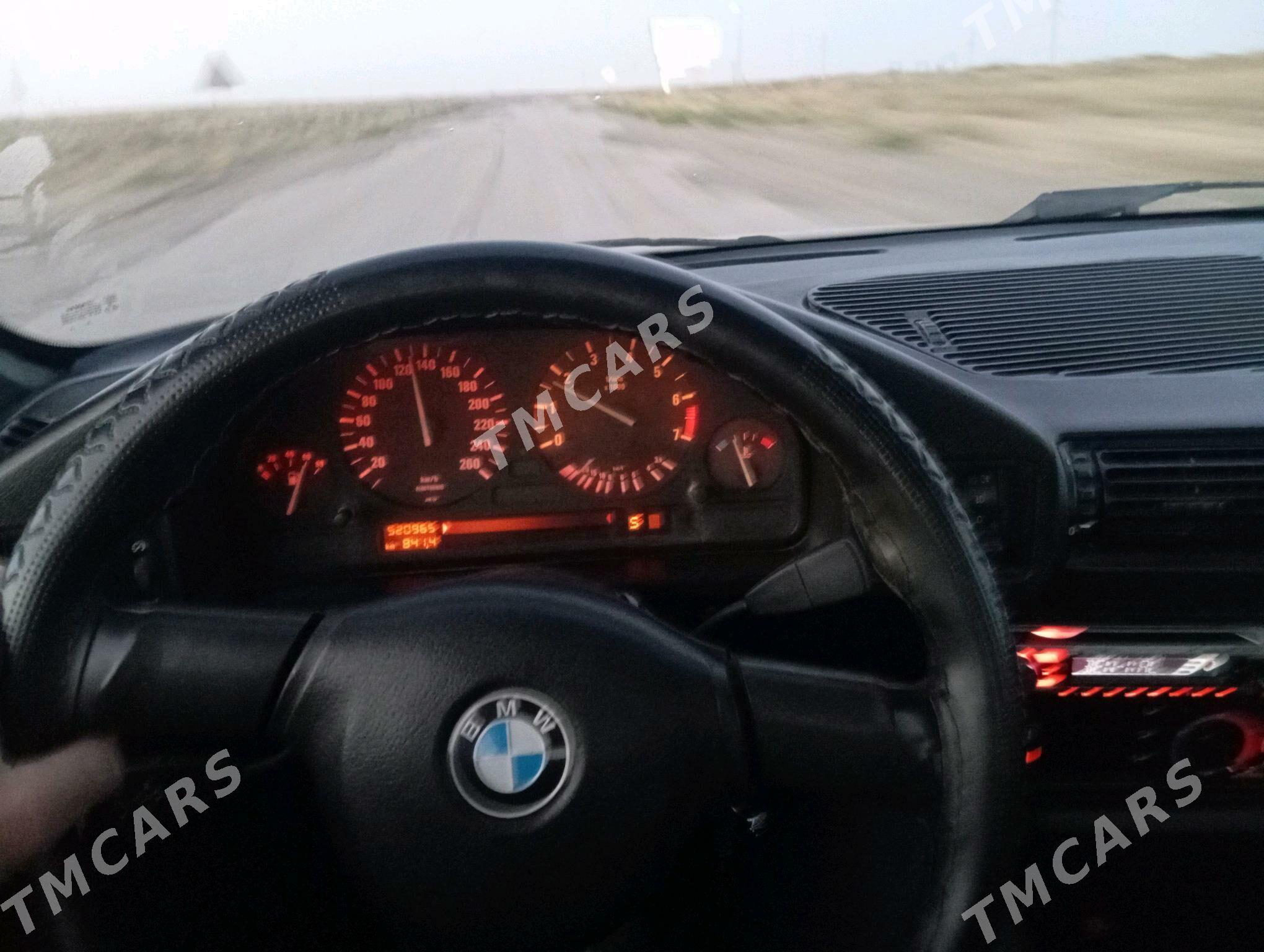 BMW E34 1990 - 50 000 TMT - Türkmenbaşy - img 5