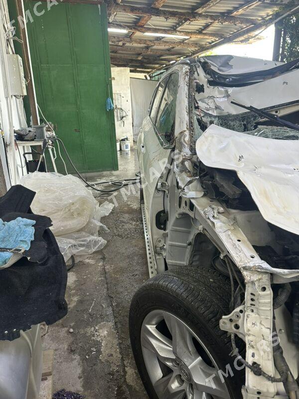 Toyota Highlander 2016 - 300 000 TMT - Aşgabat - img 3