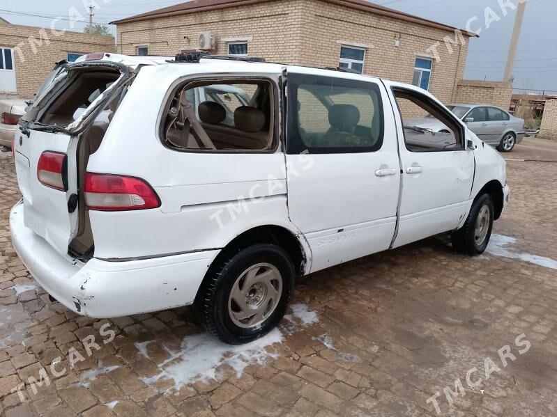 Toyota Sienna 2002 - 67 000 TMT - Mary - img 2