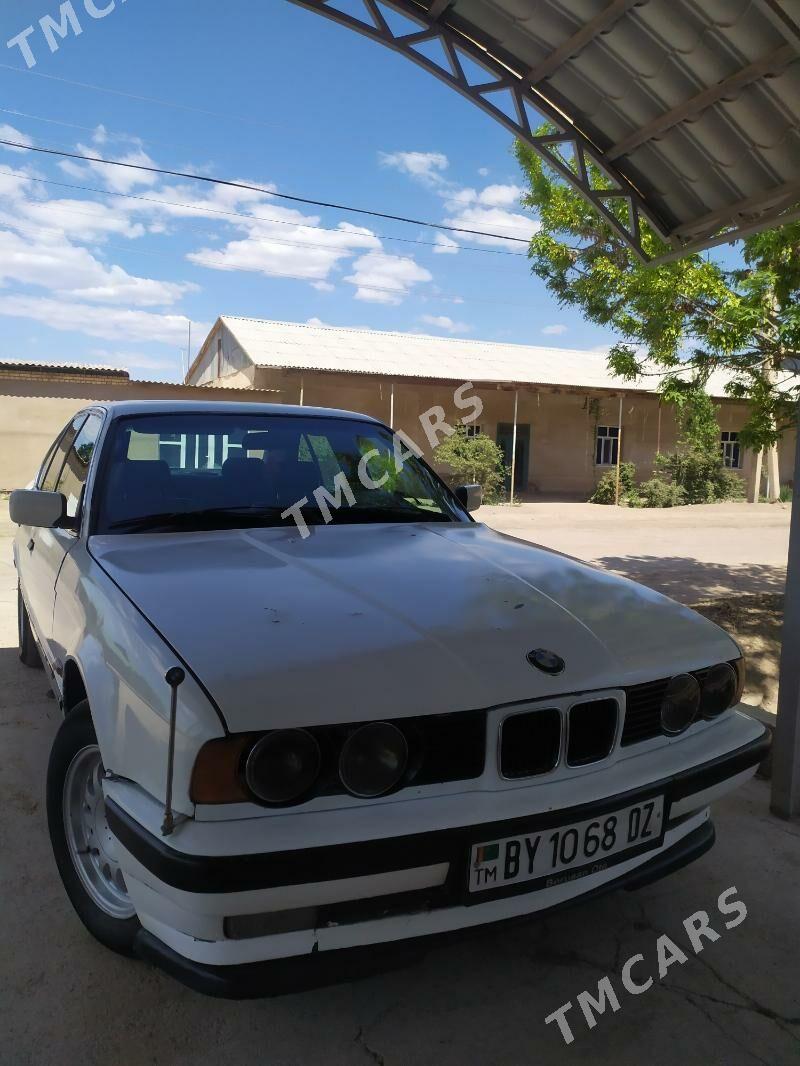 BMW 5 Series 1990 - 33 000 TMT - Köneürgenç - img 4