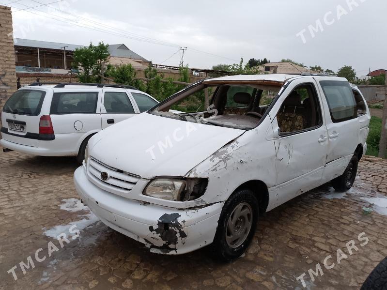 Toyota Sienna 2002 - 67 000 TMT - Mary - img 3