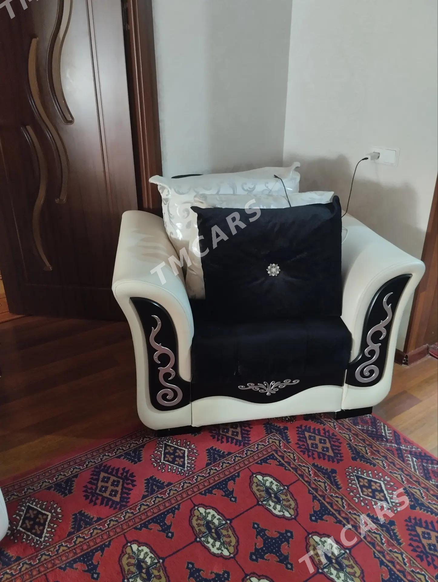 Диван с креслами - Türkmenbaşy - img 2