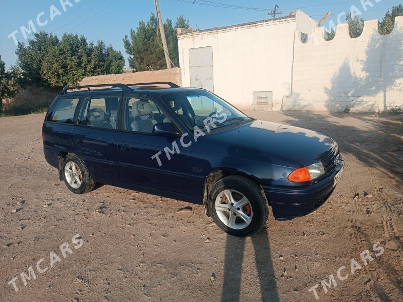 Opel Astra 1992 - 26 000 TMT - Чарджоу - img 3