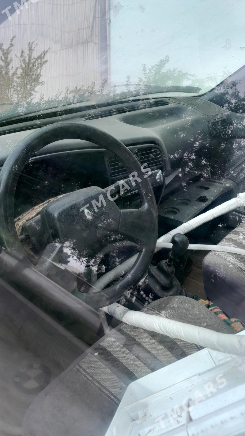 Renault Europa 19 1998 - 10 500 TMT - Яшлык - img 2