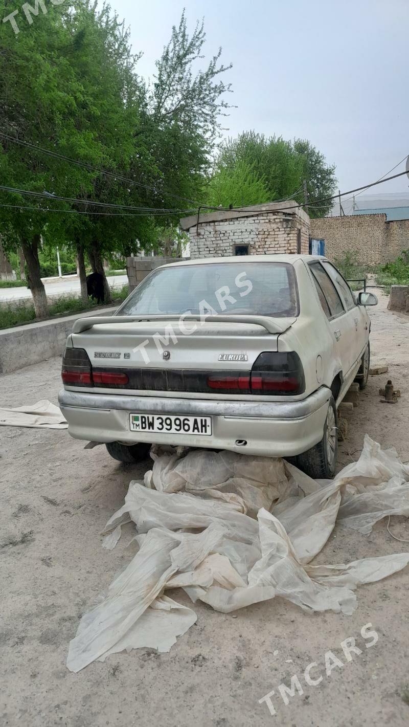 Renault Europa 19 1998 - 10 500 TMT - Яшлык - img 3
