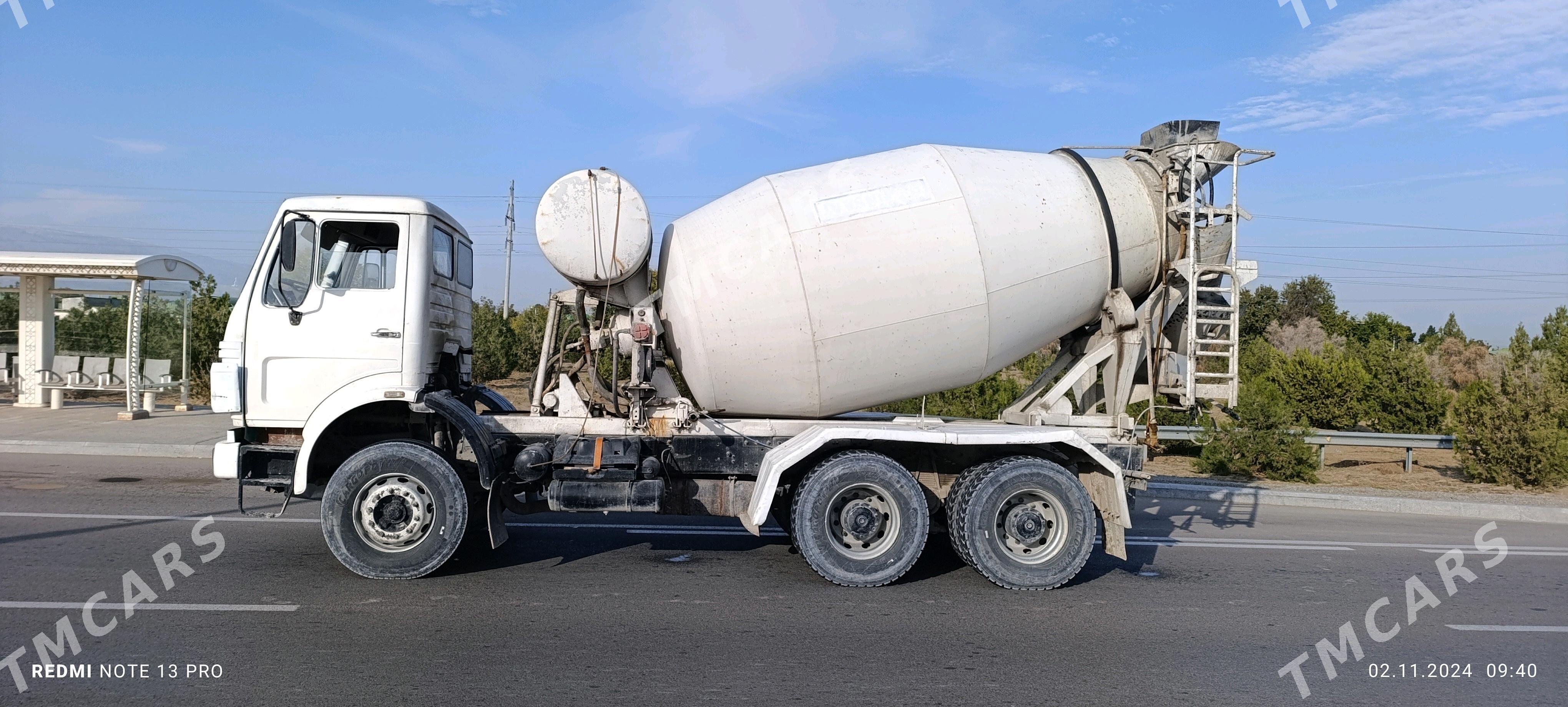Mercedes-Benz ACTROS 3331 2002 - 400 000 TMT - Ашхабад - img 3