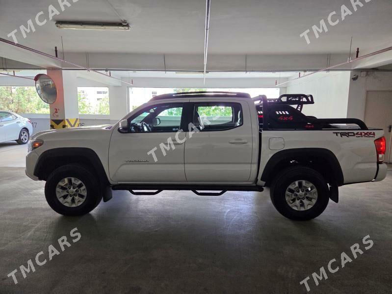 Toyota Tacoma 2017 - 500 000 TMT - Aşgabat - img 9