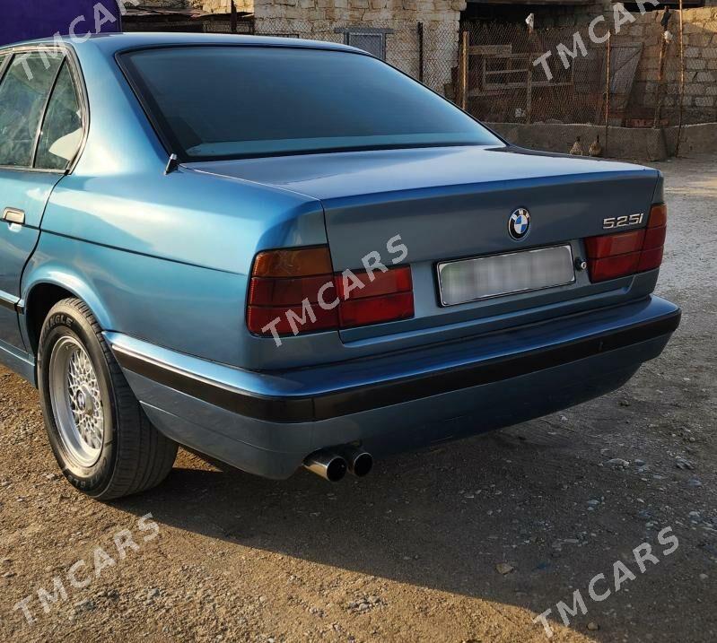 BMW 525 1994 - 70 000 TMT - Гумдаг - img 4