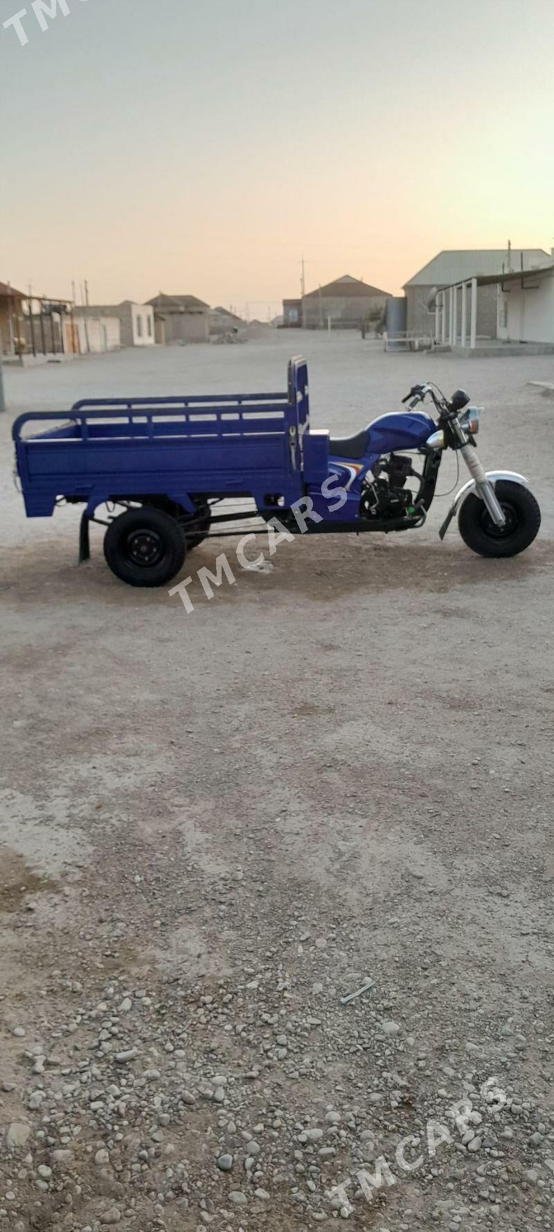 Fekon FK200-14G 2014 - 20 000 TMT - Гумдаг - img 5