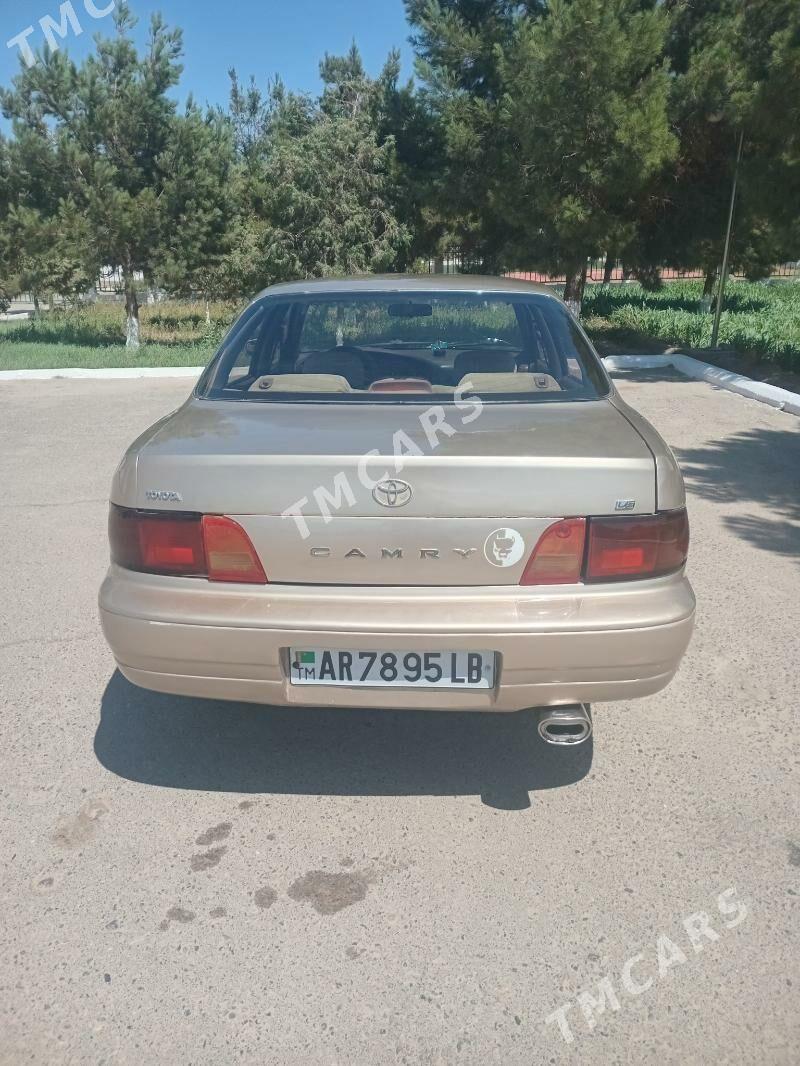 Toyota Camry 1993 - 65 000 TMT - Farap - img 3