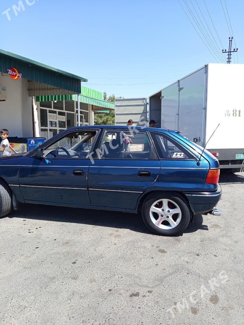 Opel Astra 1992 - 35 000 TMT - Sakar - img 3