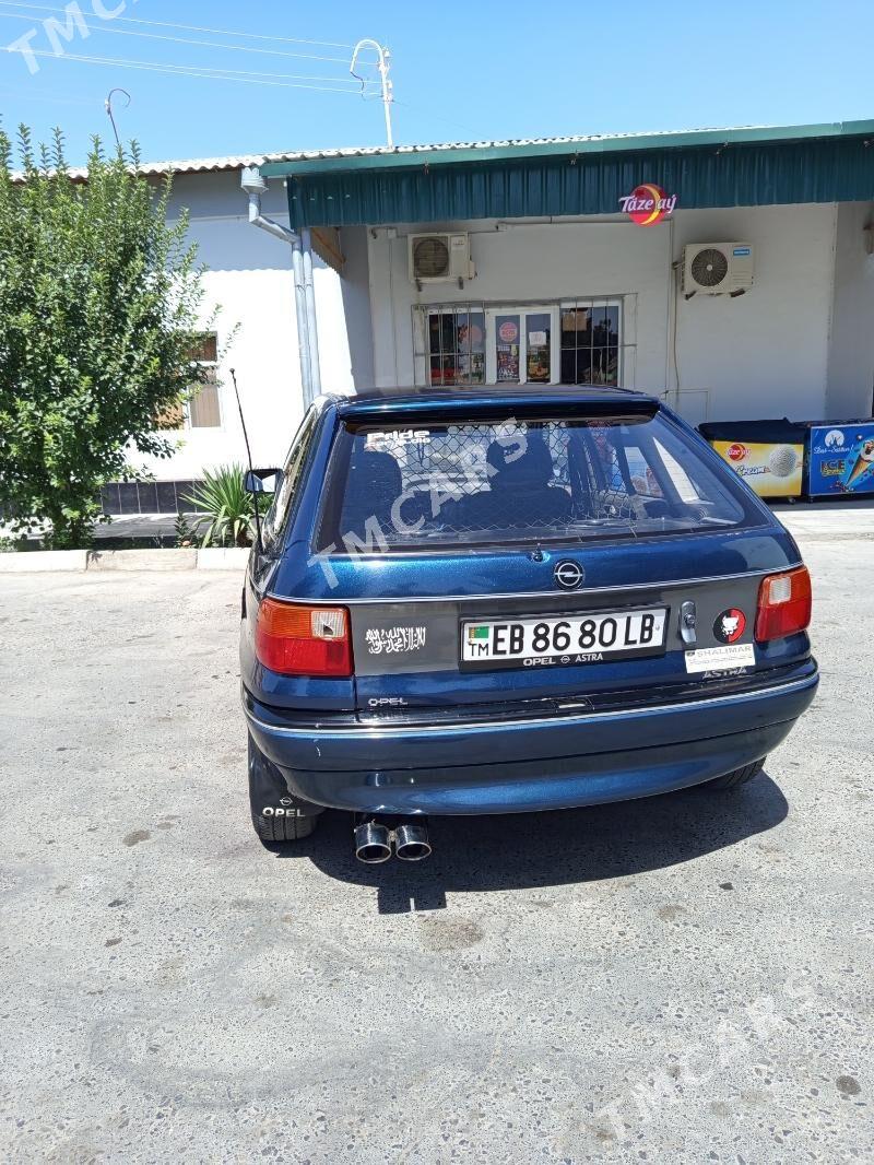 Opel Astra 1992 - 35 000 TMT - Sakar - img 8