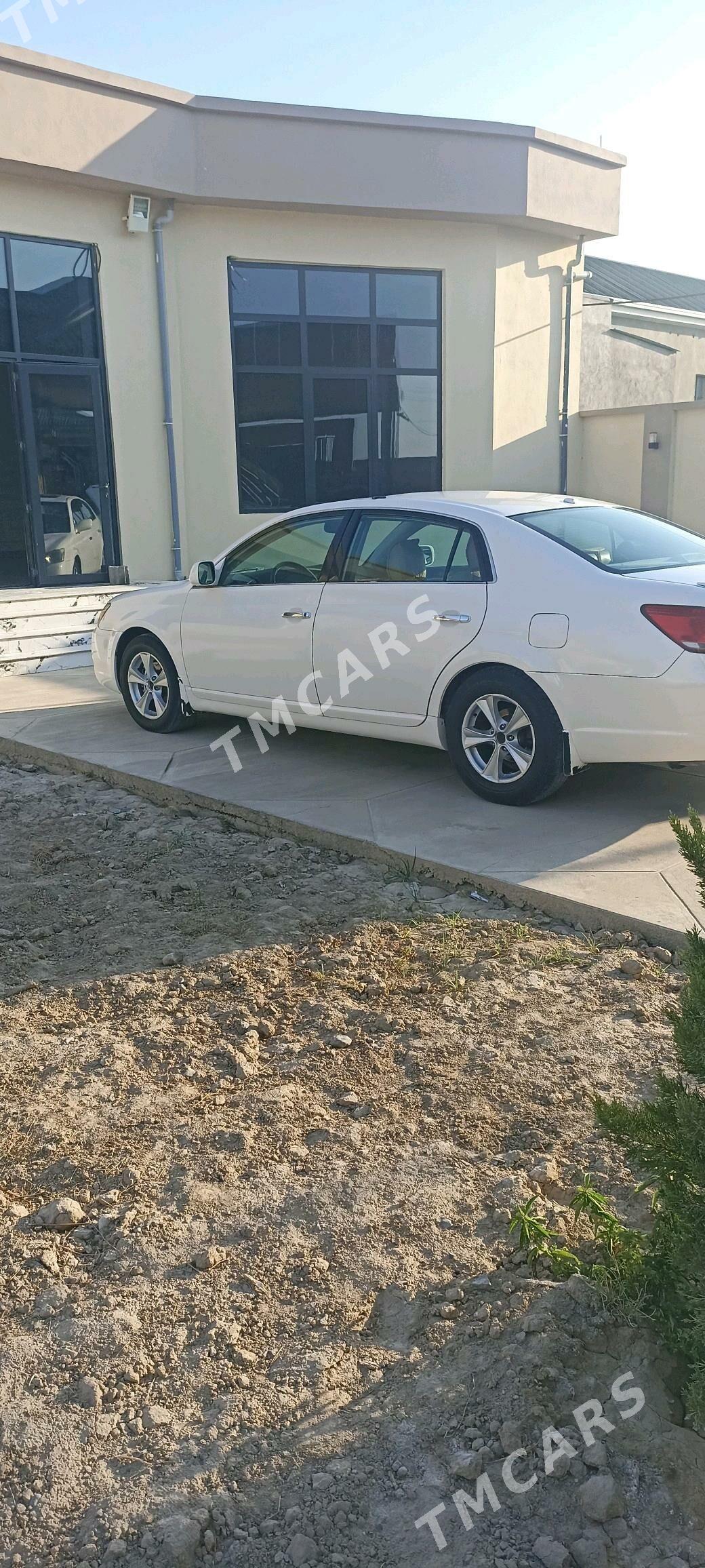 Toyota Avalon 2006 - 130 000 TMT - Акдепе - img 4