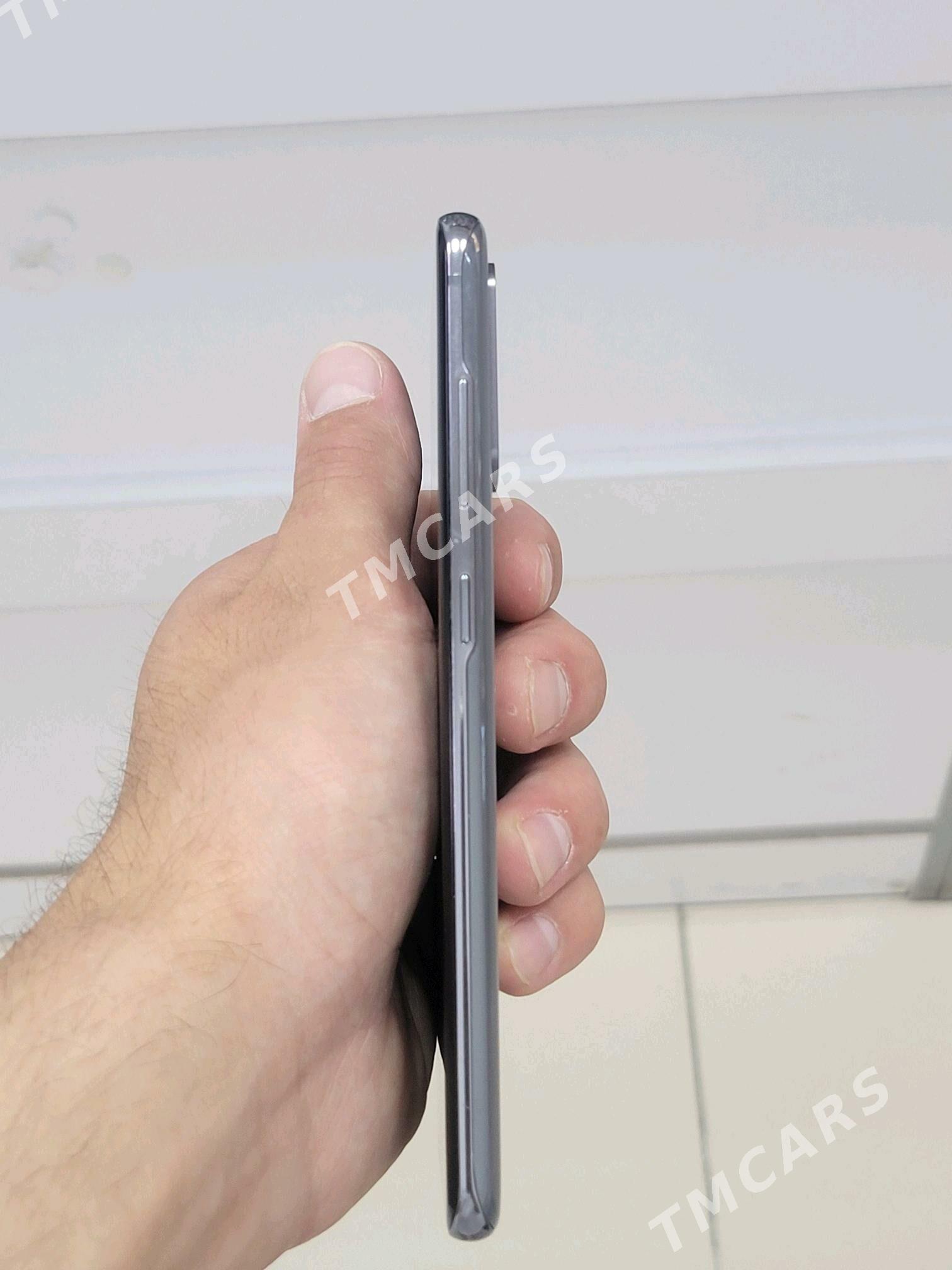 Samsung s20 - Торговый центр "15 лет Независимости" - img 2