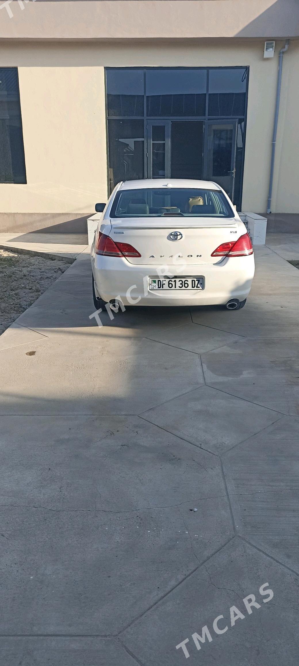 Toyota Avalon 2006 - 130 000 TMT - Акдепе - img 7