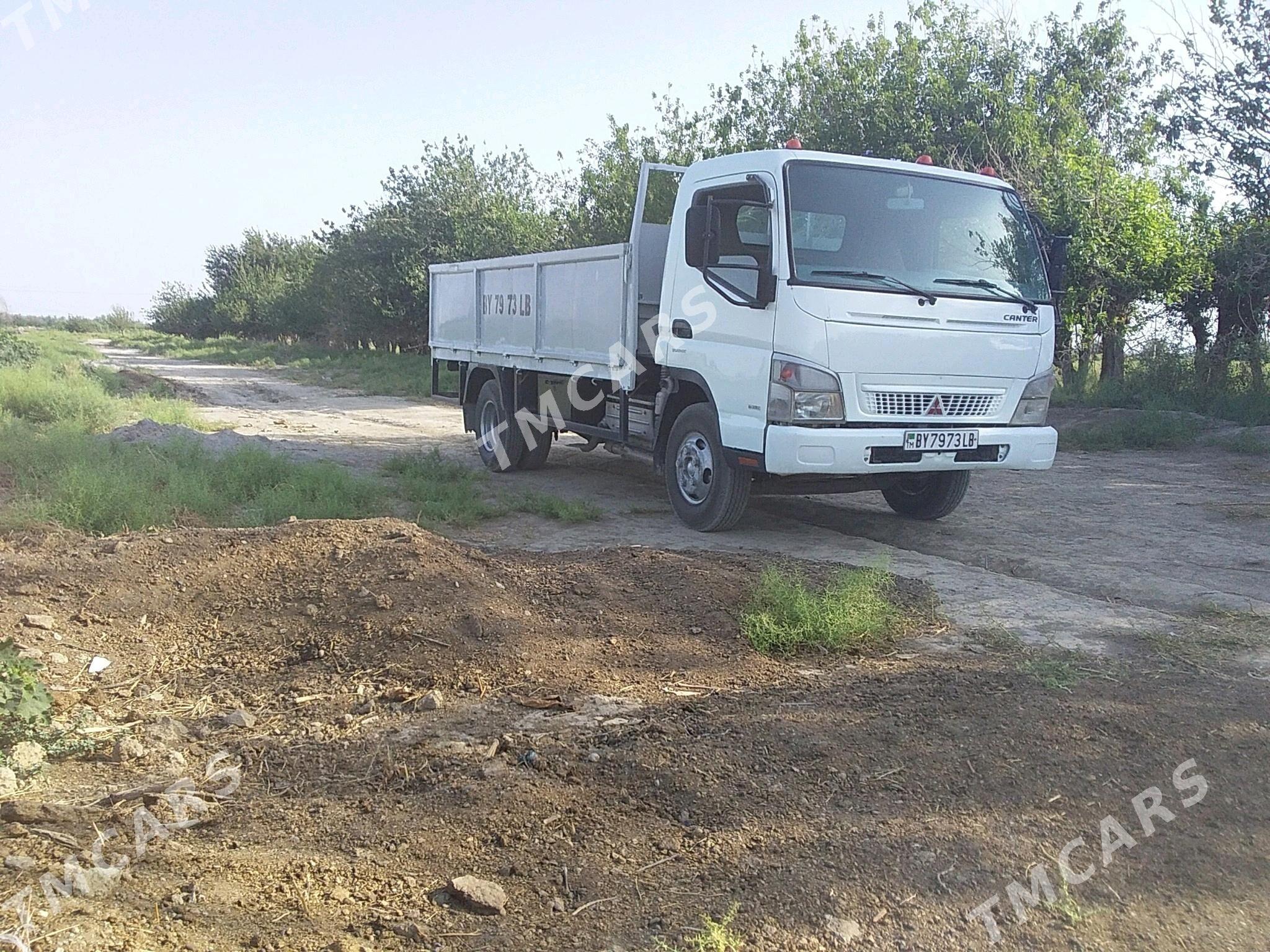Mitsubishi Canter 2011 - 320 000 TMT - Magdanly - img 9