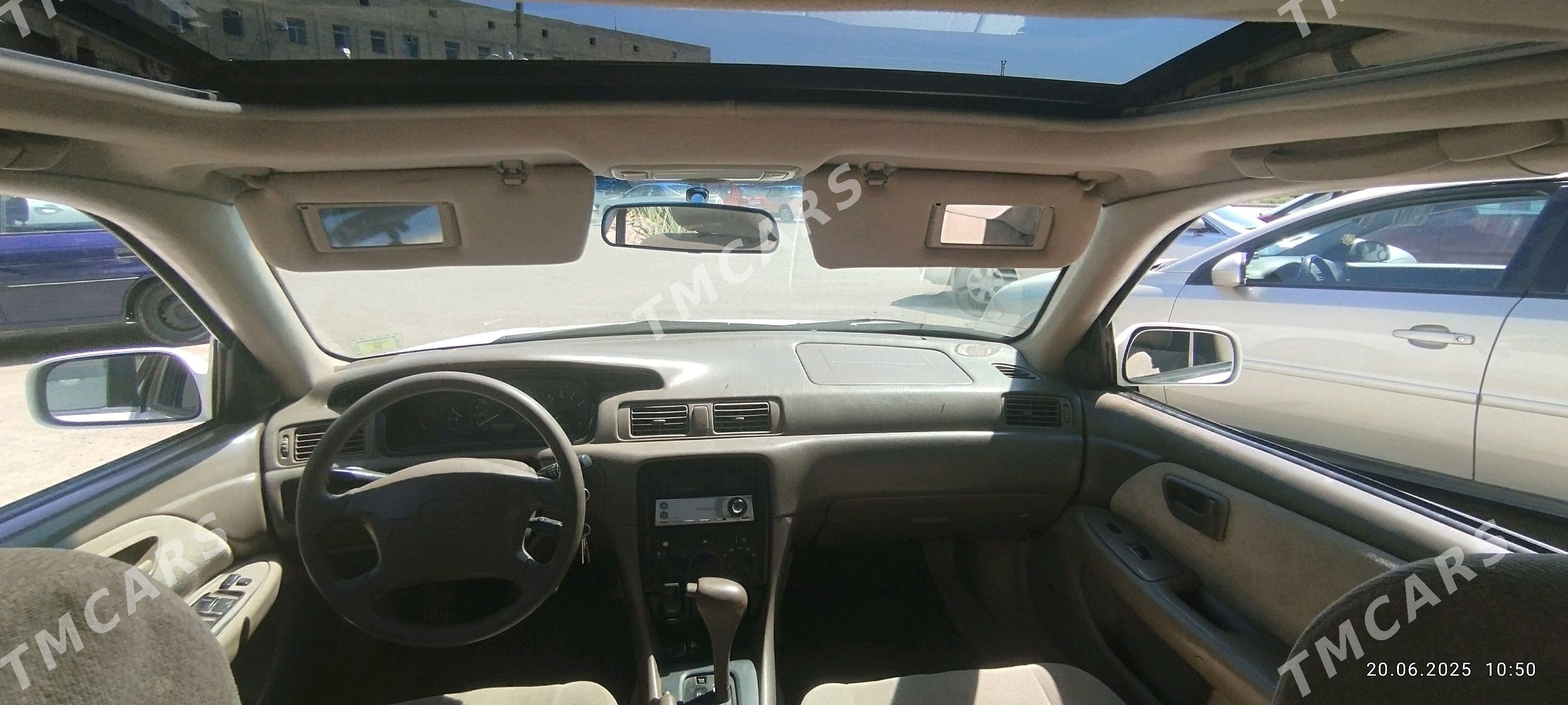 Toyota Camry 2001 - 130 000 TMT - Daşoguz - img 4
