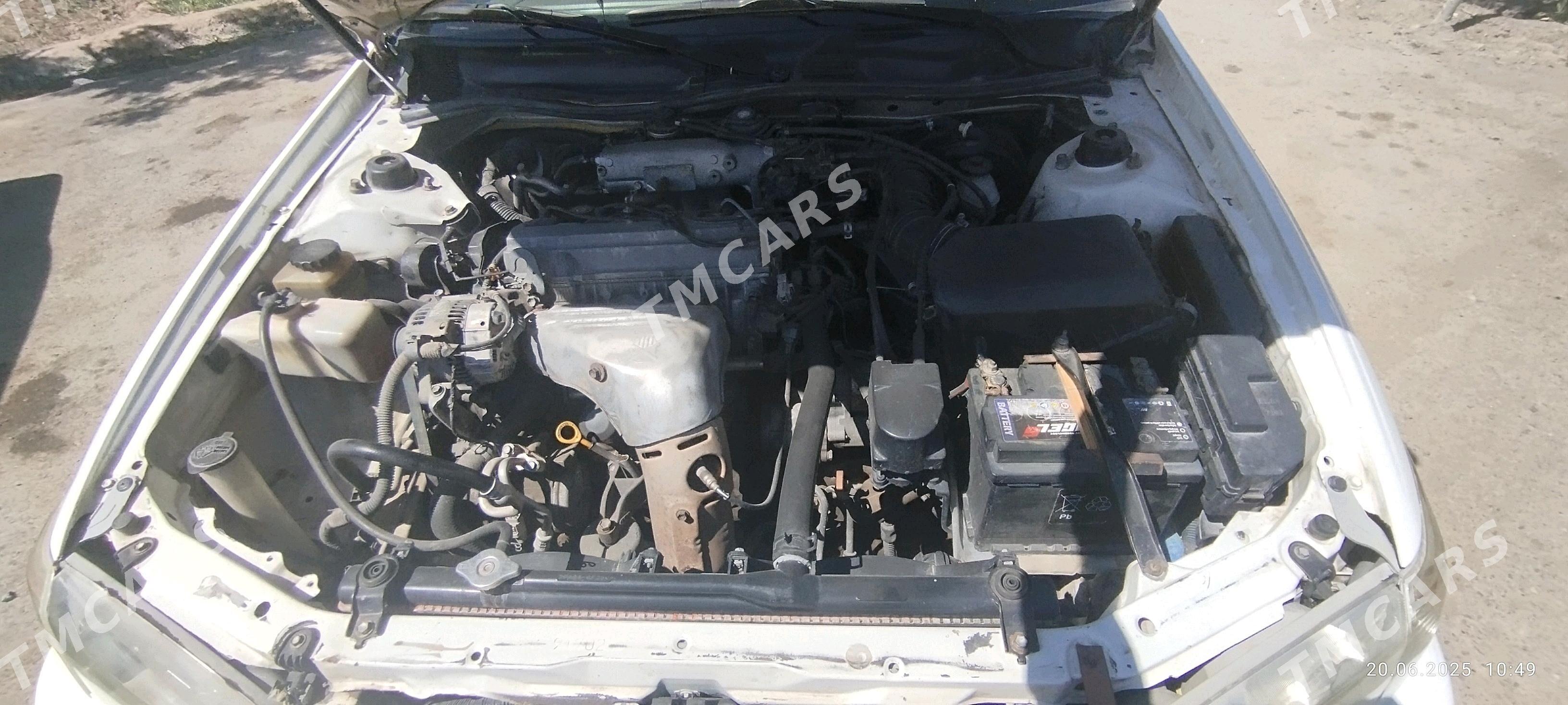 Toyota Camry 2001 - 130 000 TMT - Daşoguz - img 6