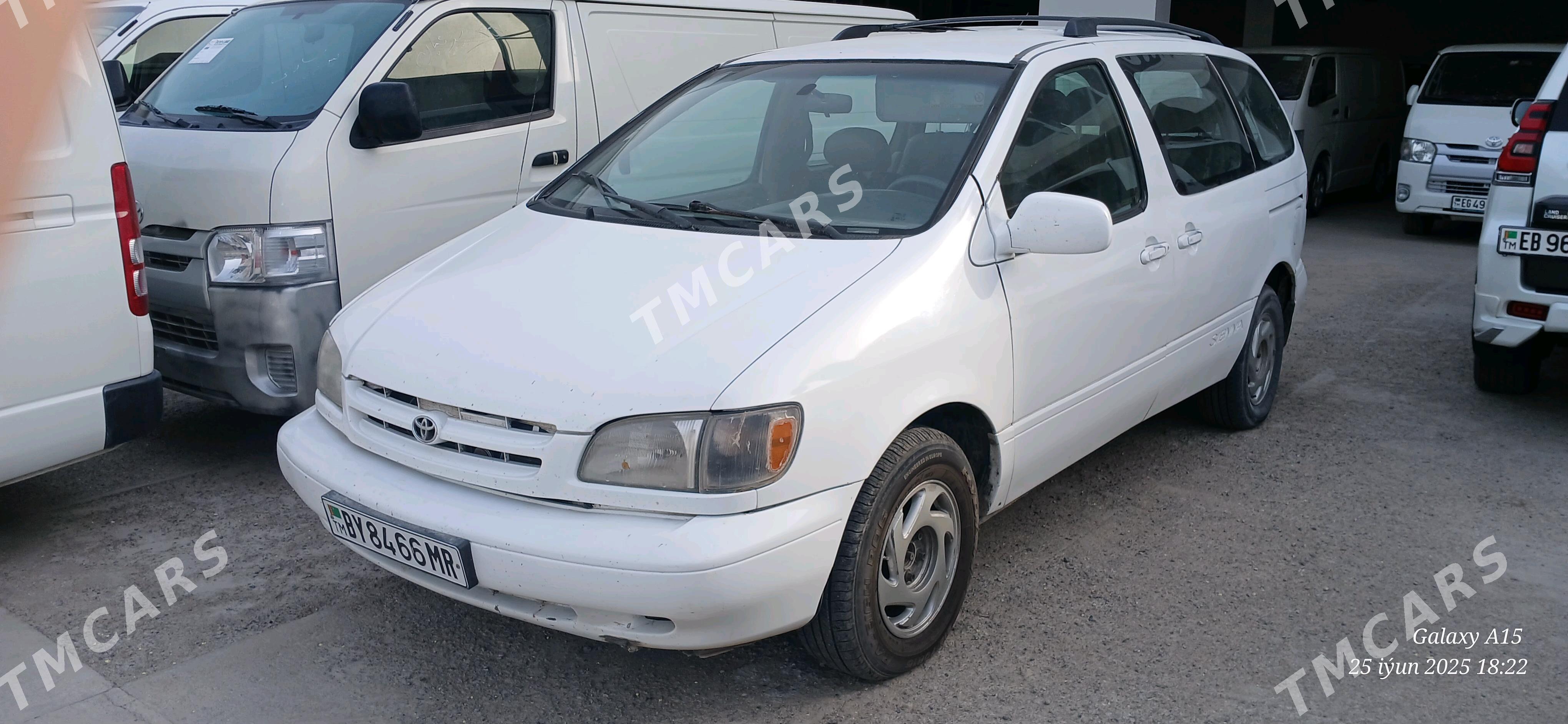 Toyota Sienna 2001 - 120 000 TMT - Мары - img 4