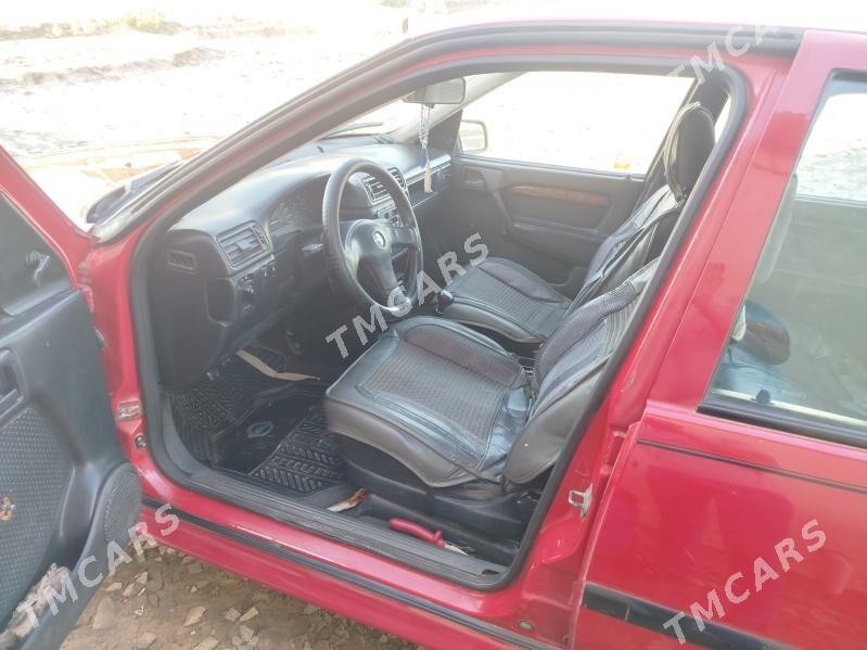 Opel Vectra 1993 - 40 000 TMT - Şabat etr. - img 6