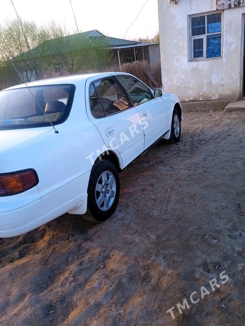 Toyota Camry 1993 - 79 000 TMT - Türkmenbaşy etr. - img 3