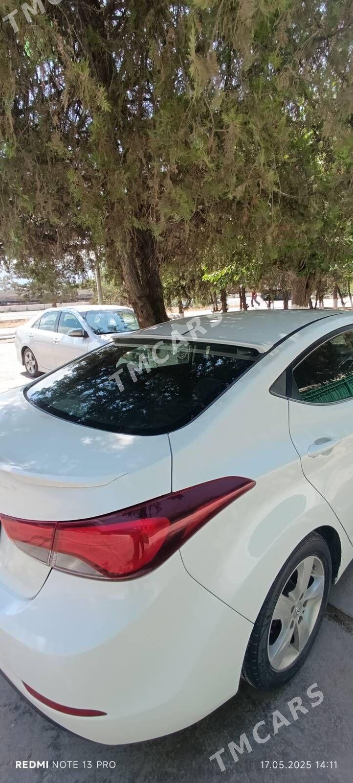 Hyundai Elantra 2015 - 190 000 TMT - 11 мкр - img 2