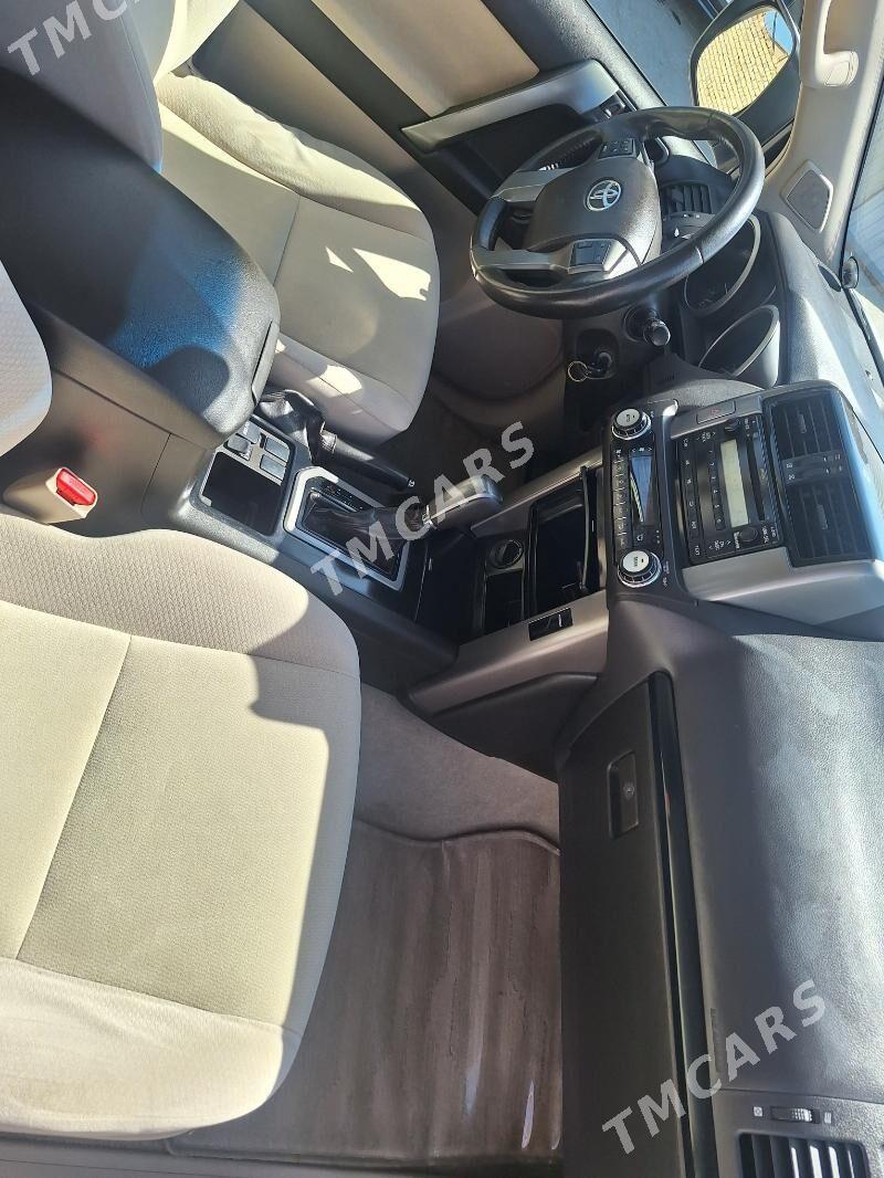 Toyota Land Cruiser Prado 2012 - 500 000 TMT - Дянев - img 8