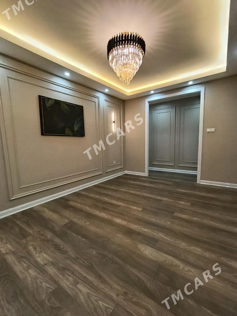 11MKR 3kom 86м2 - 11 мкр - img 4