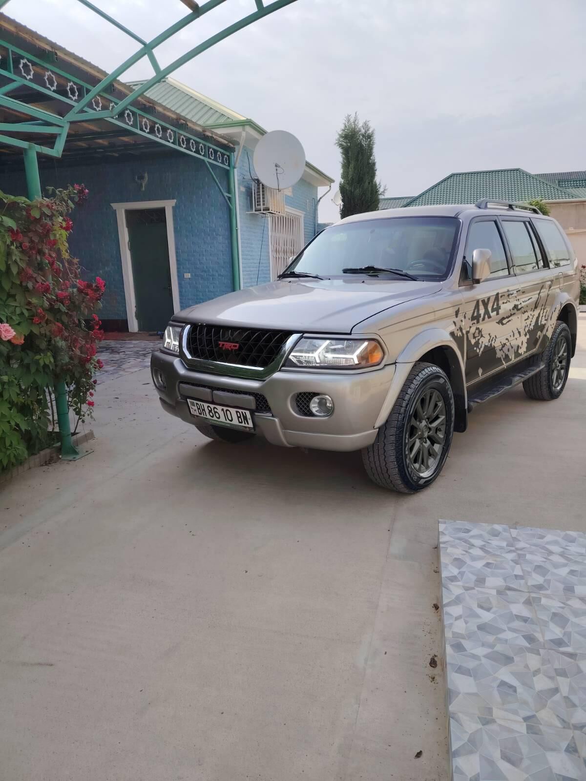 Mitsubishi Montero Sport 2002 - 130 000 TMT - Balkanabat - img 8