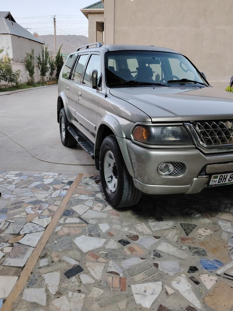 Mitsubishi Montero Sport 2002 - 130 000 TMT - Balkanabat - img 9