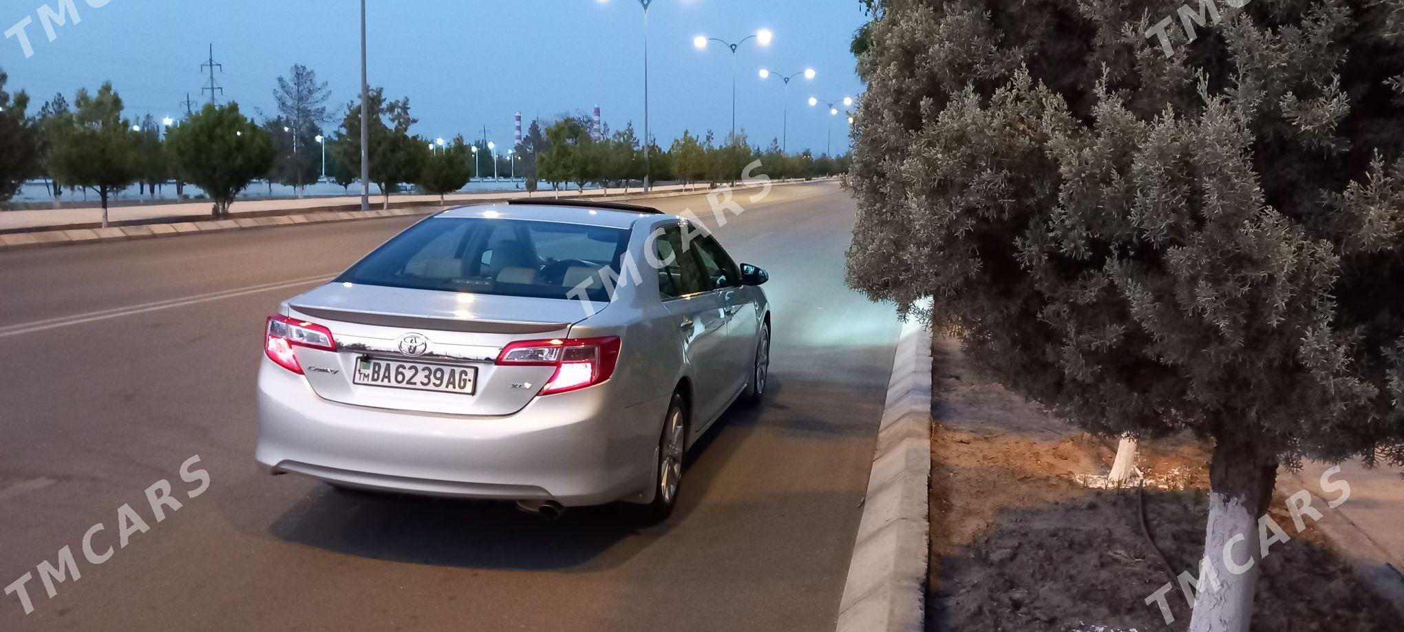 Toyota Camry 2012 - 200 000 TMT - Ашхабад - img 4