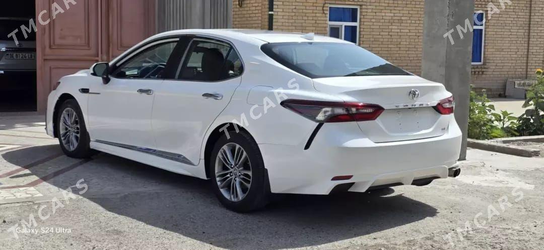 Toyota Camry 2021 - 340 000 TMT - Dänew - img 4