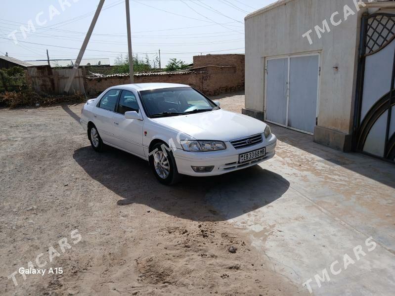 Toyota Camry 2001 - 137 000 TMT - Байрамали - img 5