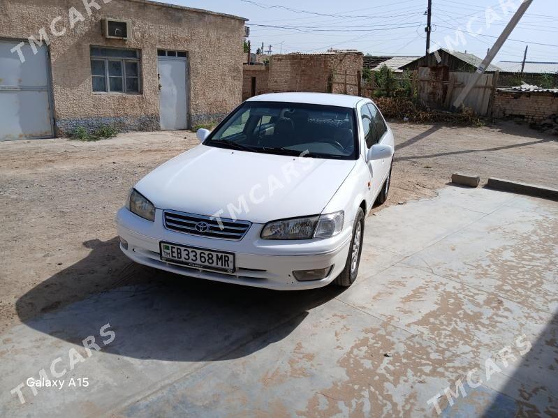 Toyota Camry 2001 - 137 000 TMT - Байрамали - img 6
