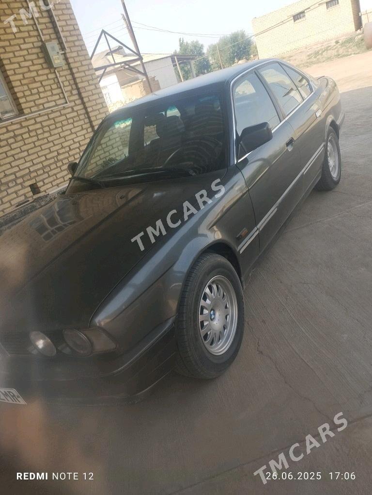 BMW 525 1990 - 35 000 TMT - Türkmengala - img 3