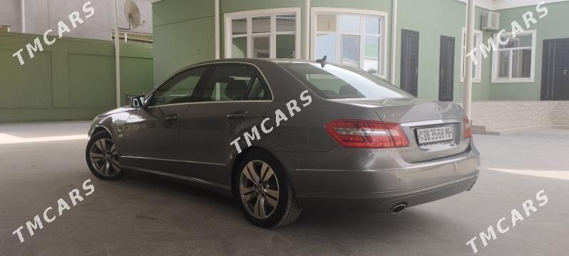 Mercedes-Benz E350 2010 - 245 000 TMT - Мары - img 6