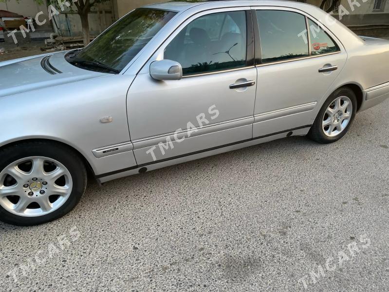 Mercedes-Benz E420 1996 - 80 000 TMT - Mary - img 3