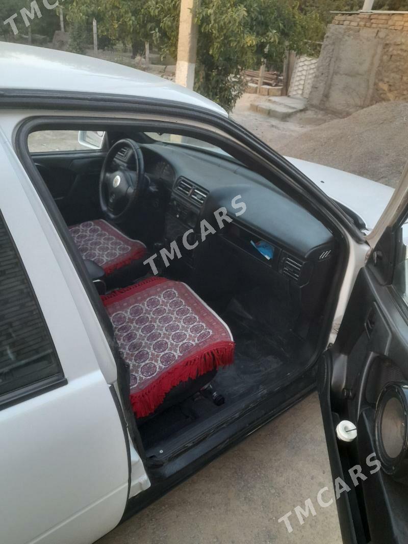 Opel Vectra 1995 - 44 000 TMT - Бахарден - img 3