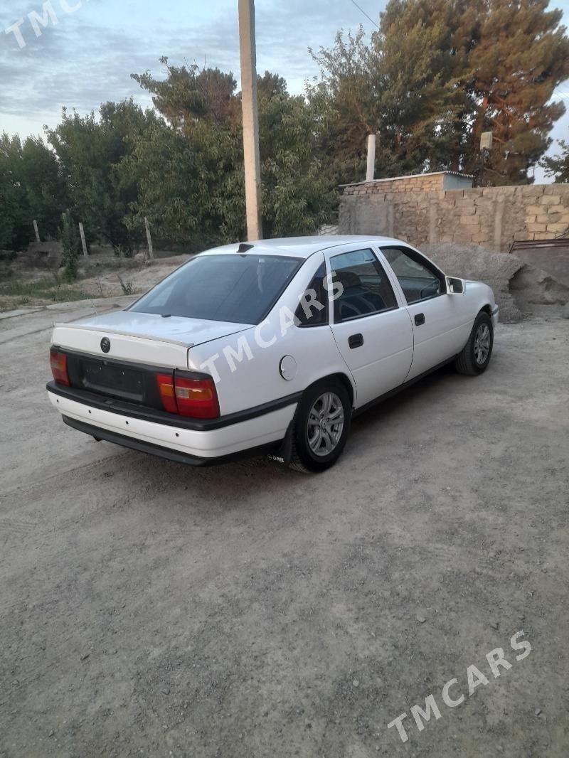 Opel Vectra 1995 - 44 000 TMT - Бахарден - img 2