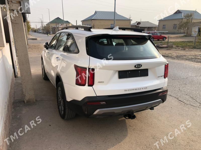 Kia Sorento 2021 - 330 000 TMT - Мары - img 3