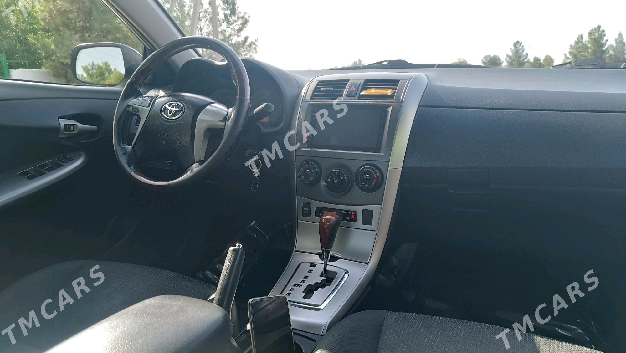 Toyota Corolla 2010 - 152 000 TMT - Ашхабад - img 10
