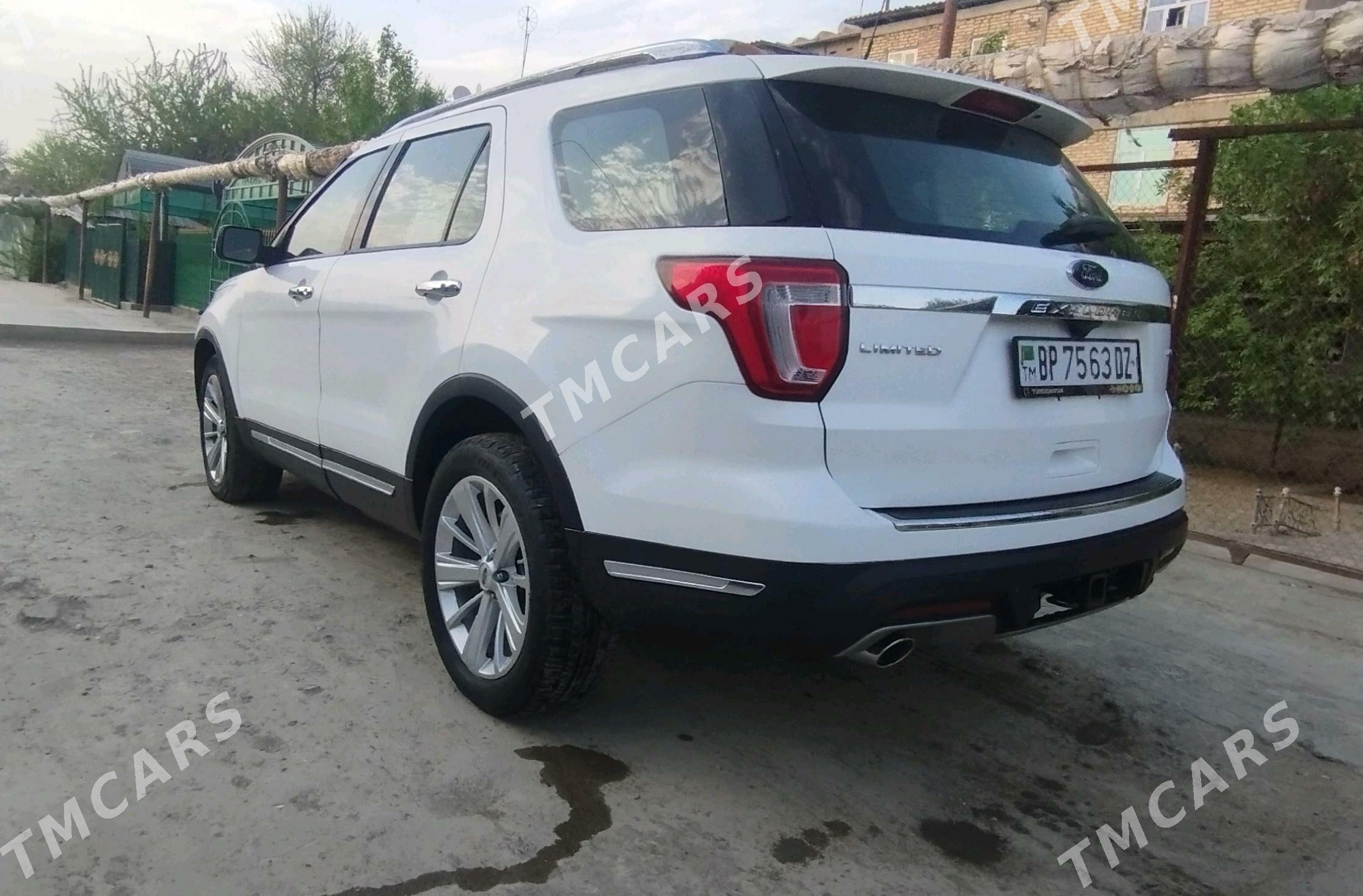 Ford Explorer 2019 - 330 000 TMT - Daşoguz - img 5